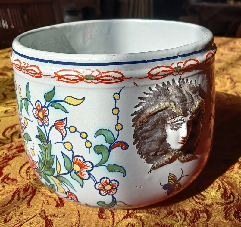 Dureta, Italien porcelain-pot, ca.1900