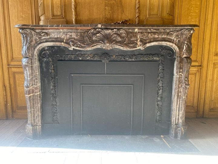 Impressive Louis XV fireplace, ca.1775