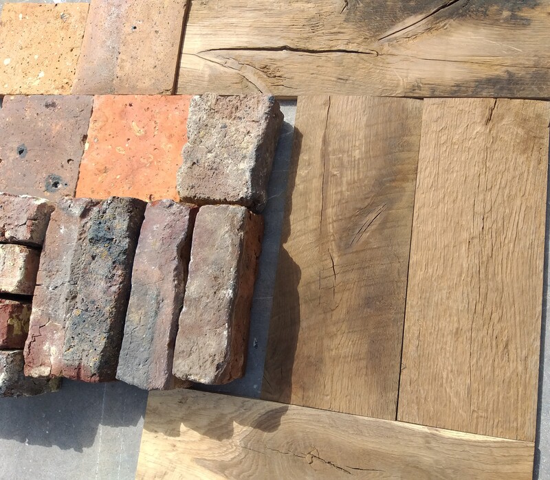 Old floor- and old Walltiles, planks in oak. Old bricks.